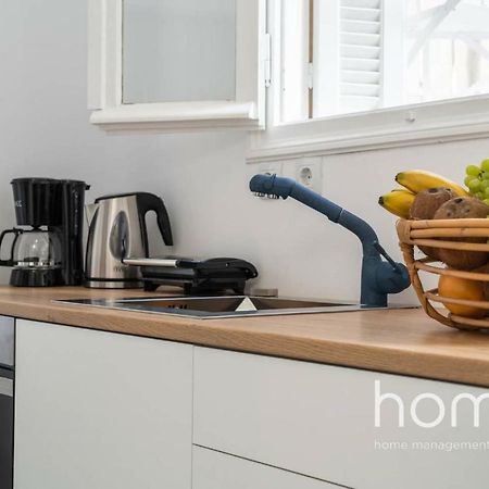 Nemeseos 1St Floor Homm Apartment With Roof Garden And Wading Pool Atina Dış mekan fotoğraf