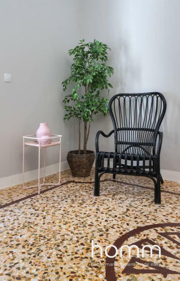 Nemeseos 1St Floor Homm Apartment With Roof Garden And Wading Pool Atina Dış mekan fotoğraf
