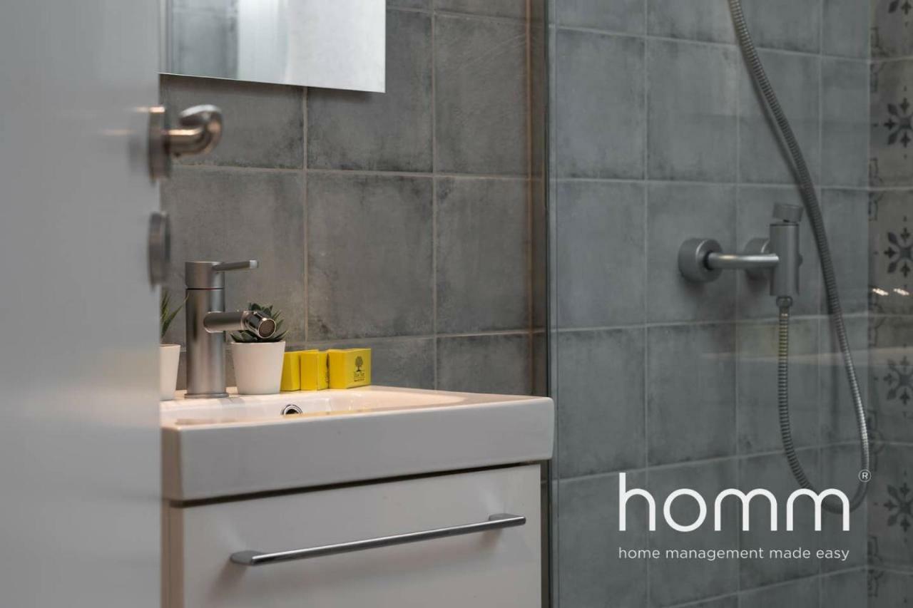 Nemeseos 1St Floor Homm Apartment With Roof Garden And Wading Pool Atina Dış mekan fotoğraf